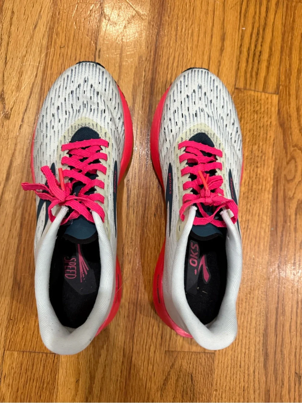 Womens Brooks Hyperion Tempo Gray Athletic Running Sneakers Shoes Size 9